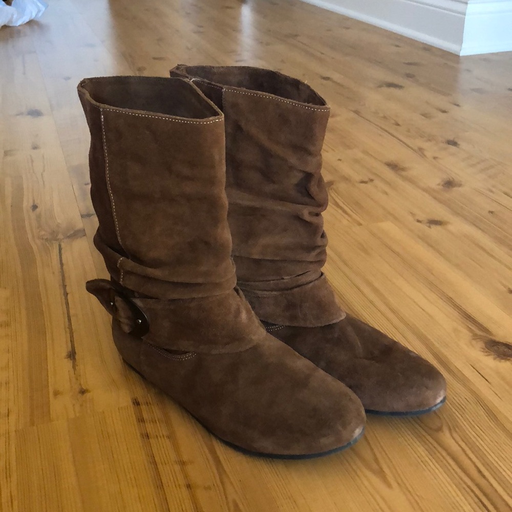 Dr. Scholl’s brown boots